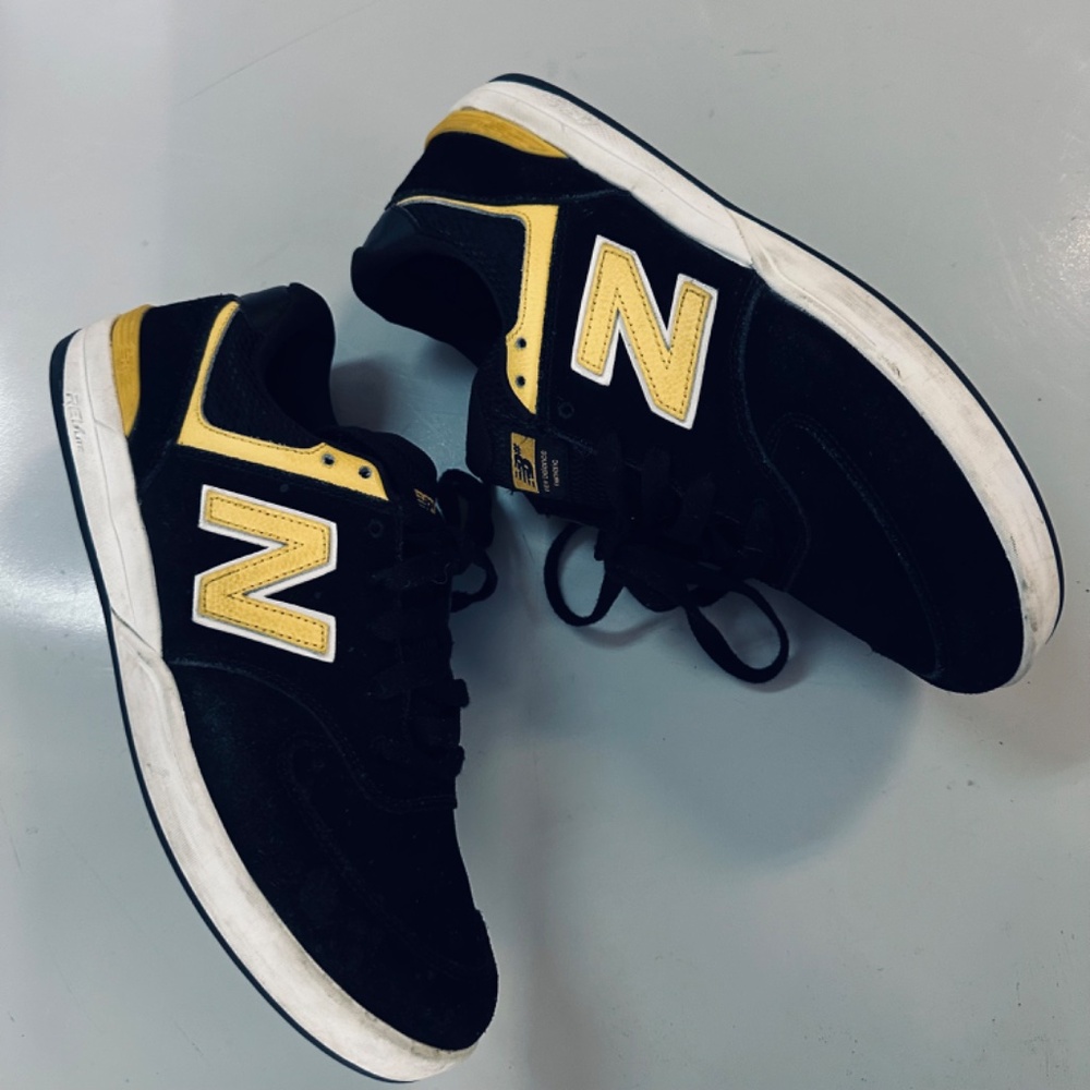 UsedVeryGood_New Balance Suede Black Size 10.5 - Picture 8 of 11